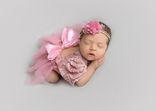 Фотосессия новорожденного>